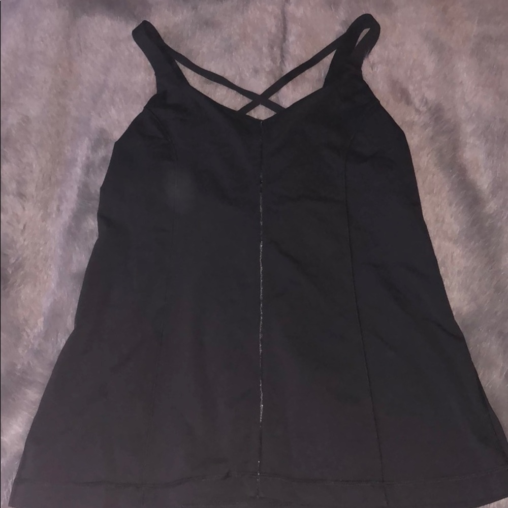 Black lululemon tank top